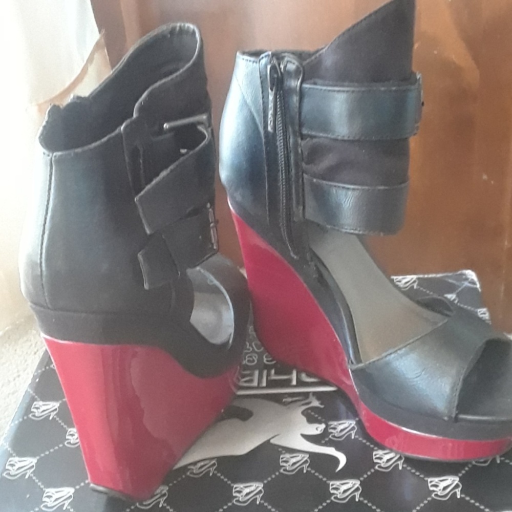 Platform shoe